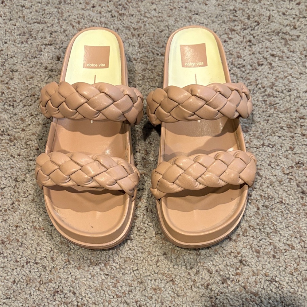 Dolce Vita
Women's Signe Braided Platform Footbed Slide Sandals